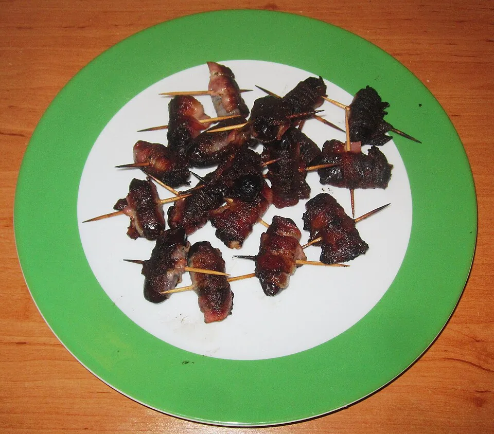 Bacon-Wrapped Dates recipe
