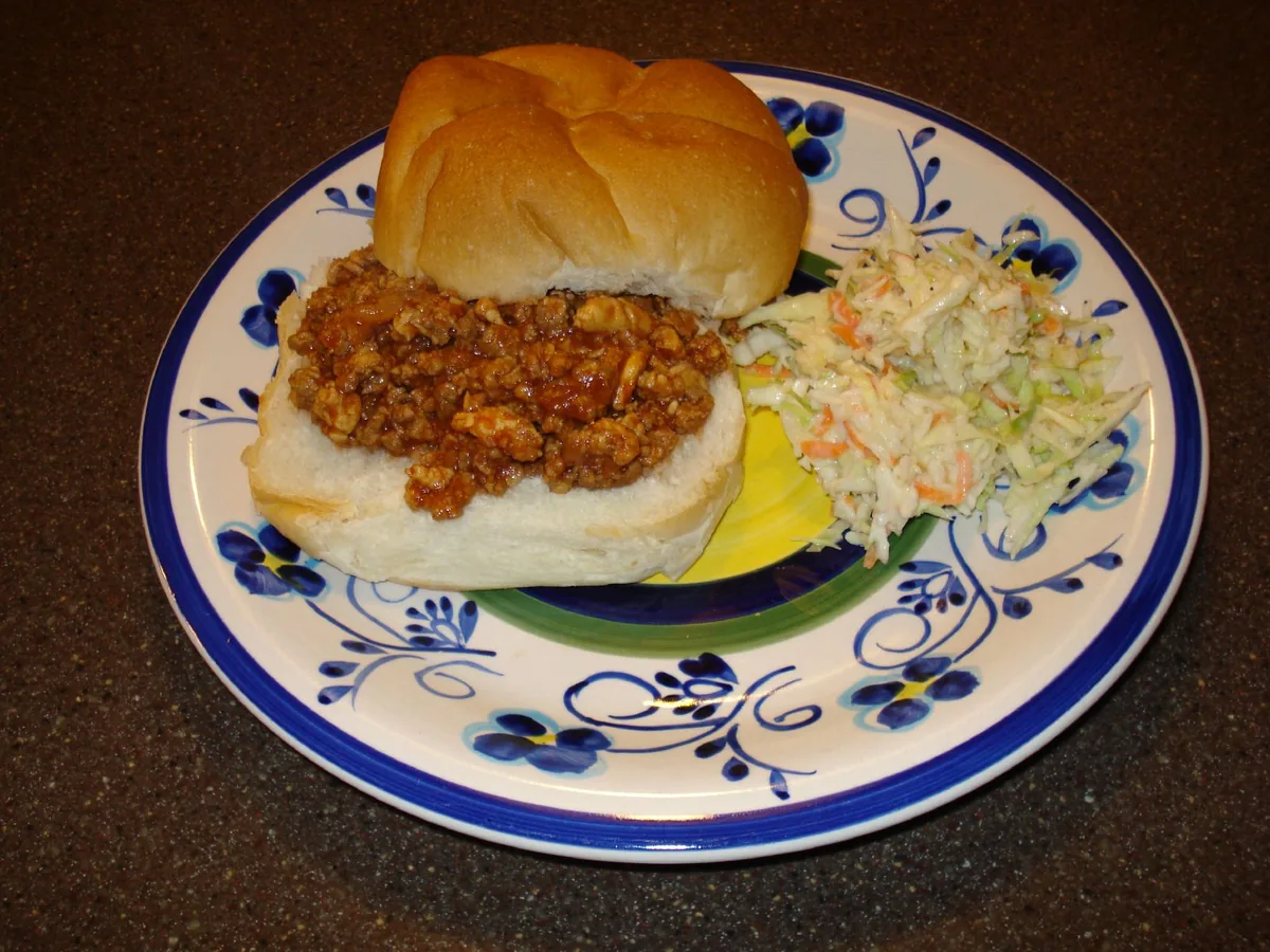 Sloppy Joes (Ground Beef Sandwich) recipe