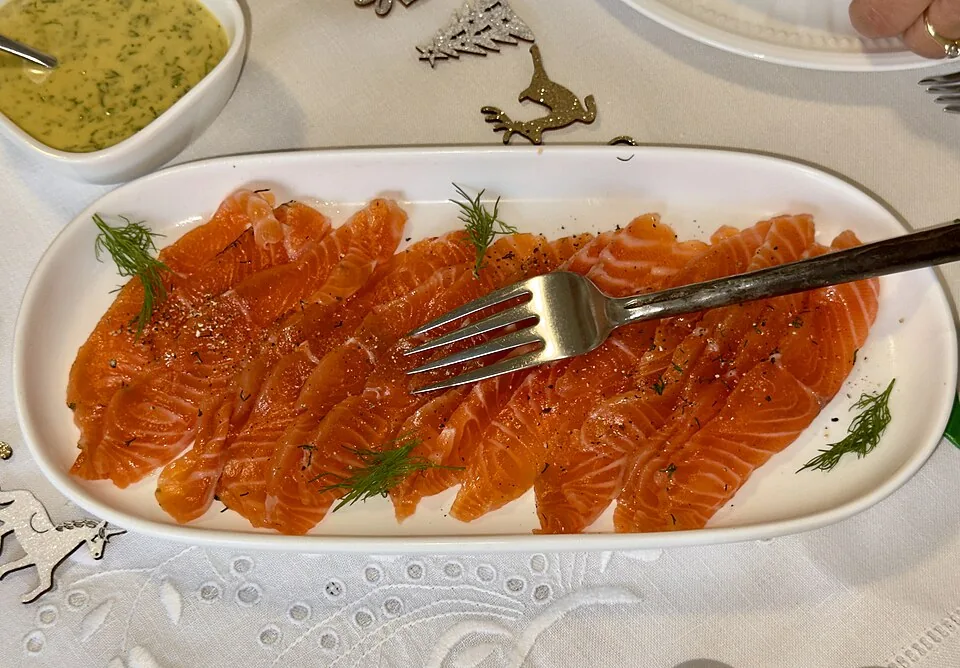 Easy Smoked Salmon Platter recipe